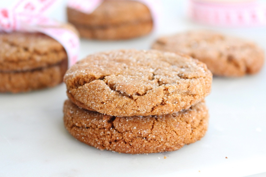 Chewy Ginger Molasses Cookies
 Chewy Ginger Molasses Cookie Grams The Sweet and Simple