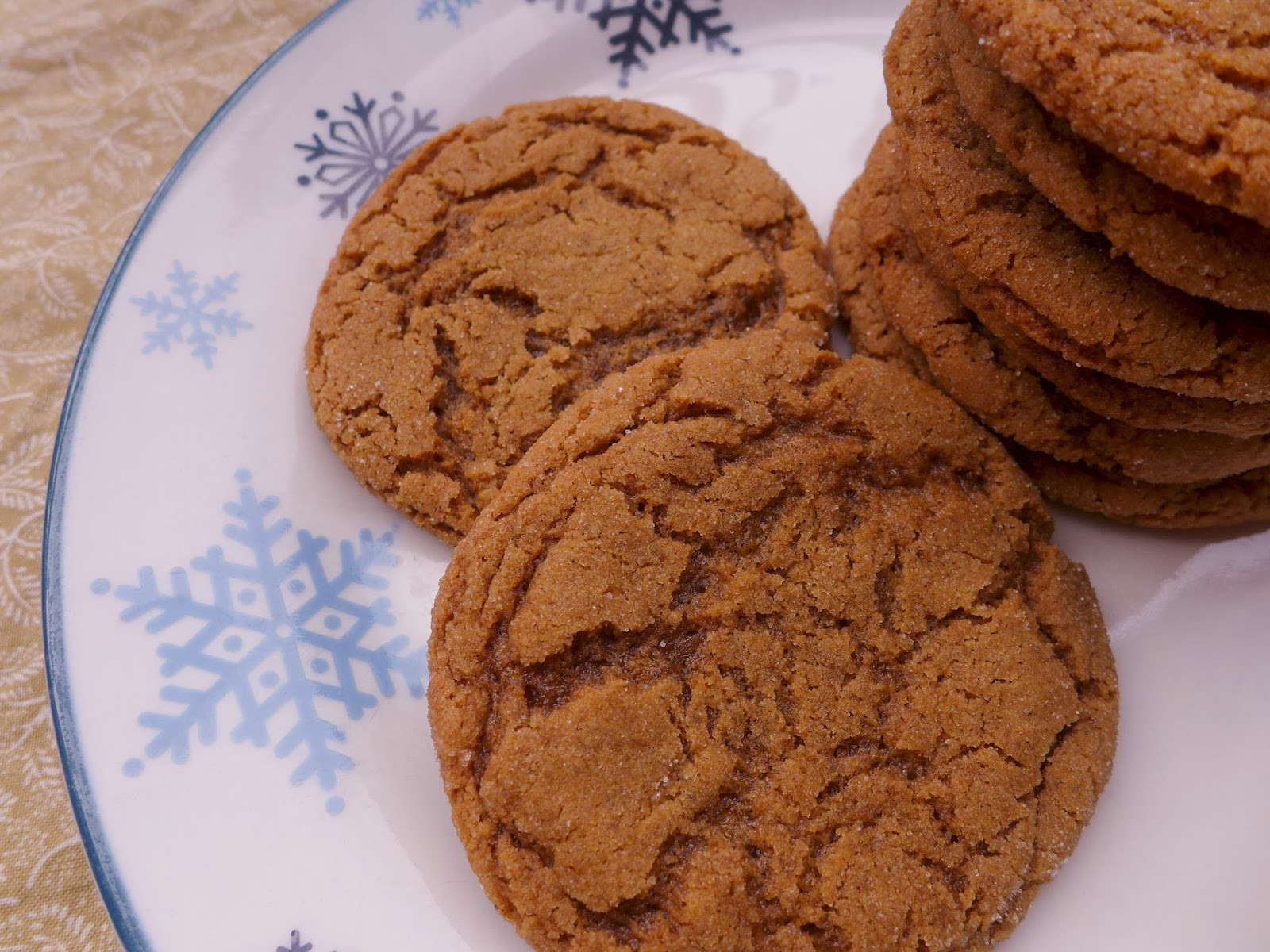 Chewy Molasses Cookies
 Dimples & Delights Chewy Molasses Spice Cookies & Black s