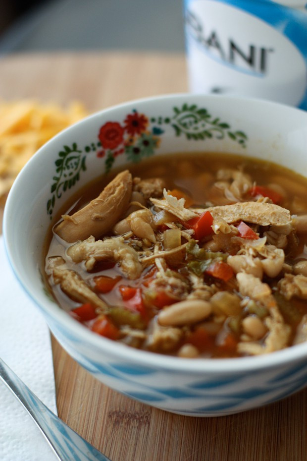 Chicken And Bean Soup
 Slow Cooker Chicken and White Bean Soup with Quinoa