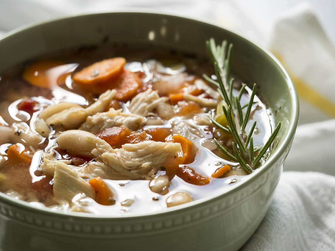 Chicken And Bean Soup
 Slow Cooker White Bean Chicken Soup – 12 Tomatoes