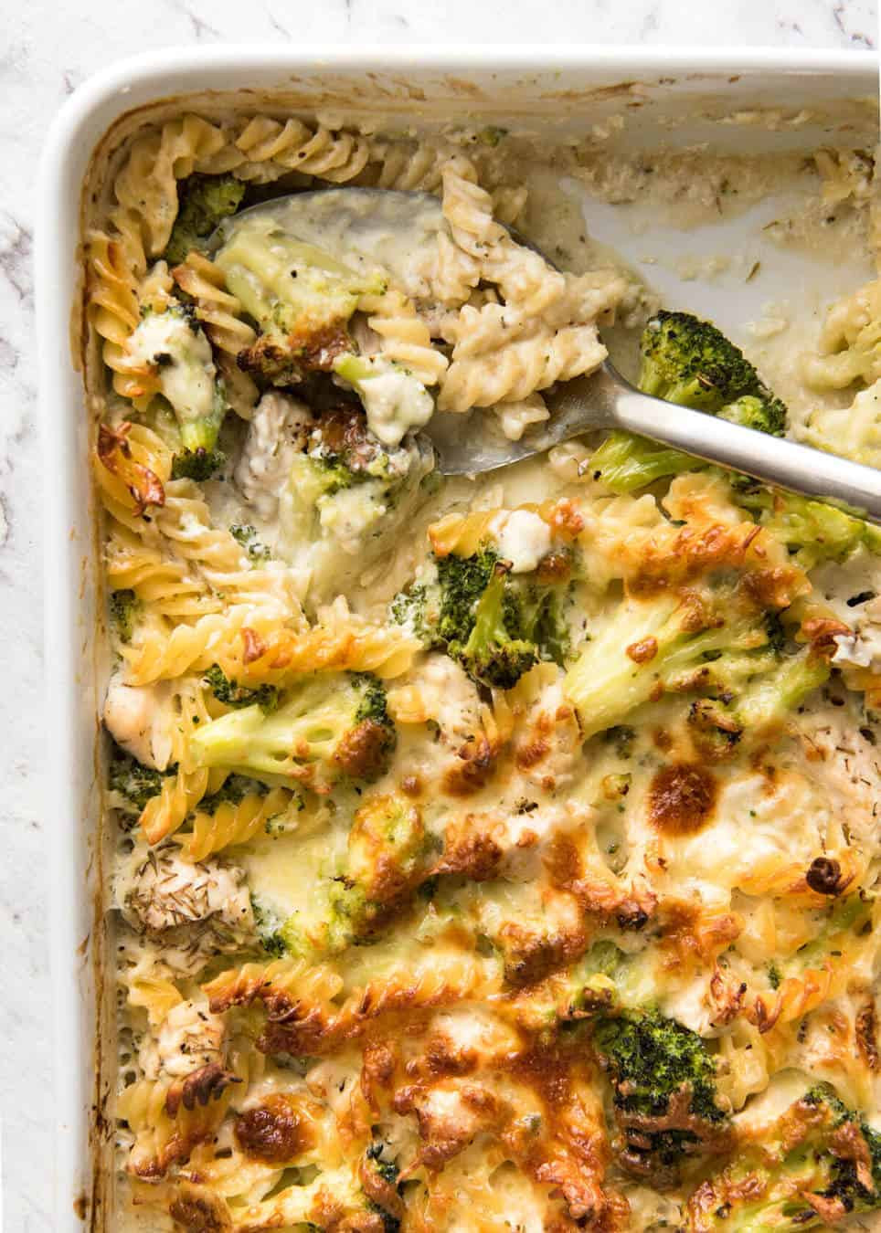 Chicken And Broccoli Bake
 Ultra Lazy HEALTHY Chicken and Broccoli Pasta Bake