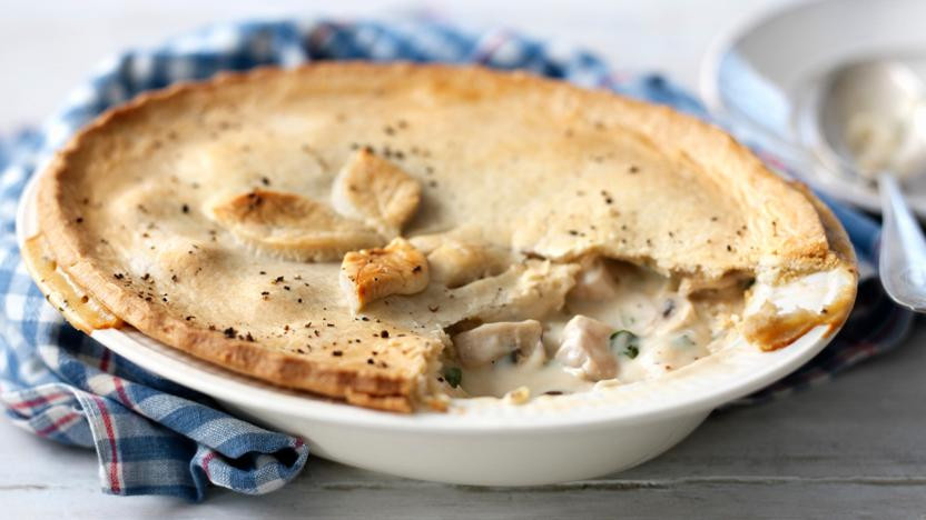 Chicken And Mushroom Pie
 Chicken and mushroom pie with shortcrust pastry recipe