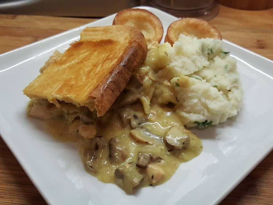 Chicken And Mushroom Pie
 Creamy Chicken & Mushroom Pie