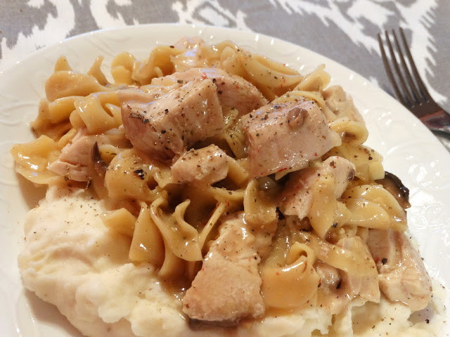 Chicken And Noodles Over Mashed Potatoes
 Pam s Midwest Kitchen Korner Midwestern Chicken and