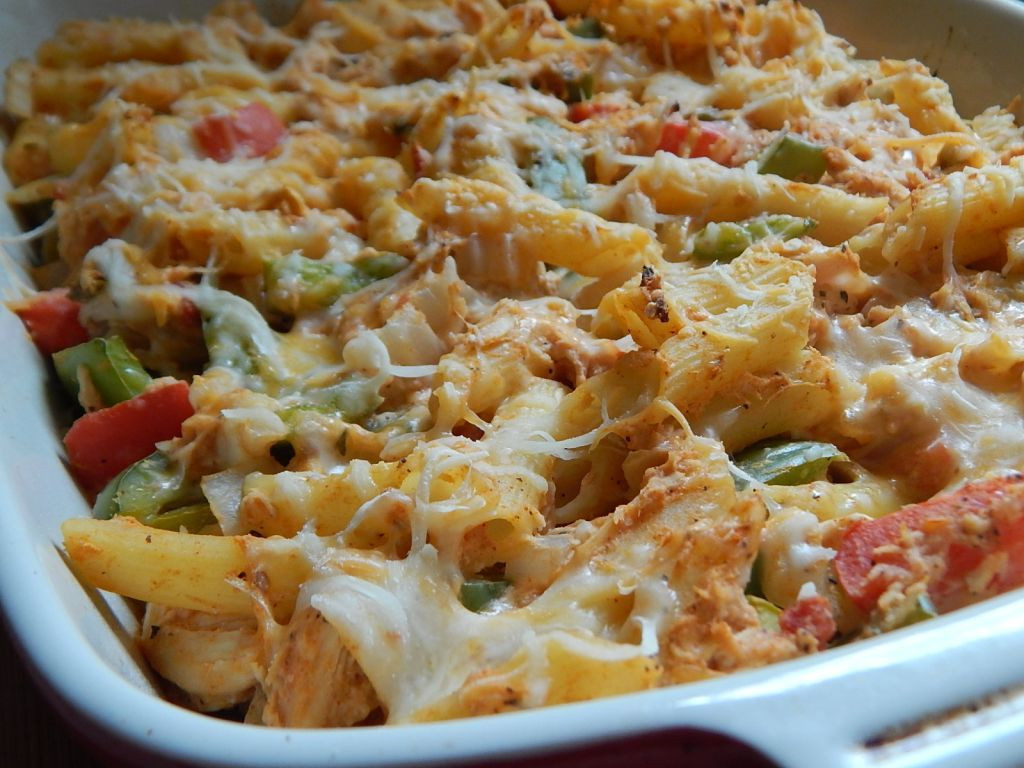 Chicken And Pasta Casserole
 Chicken fajita pasta bake by drizzle me skinny