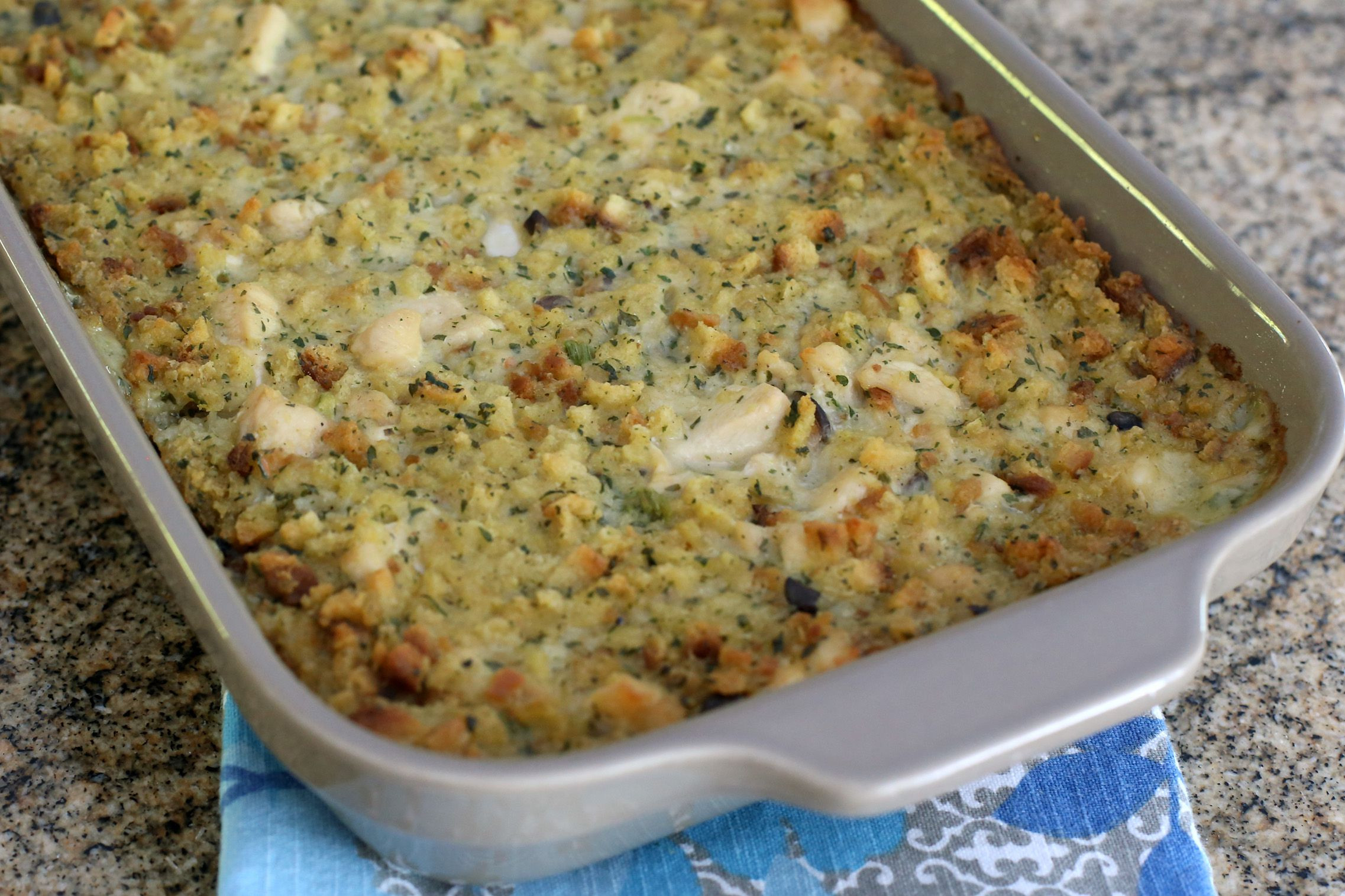 Chicken And Stuffing Casserole
 Chicken and Dressing Casserole Recipe