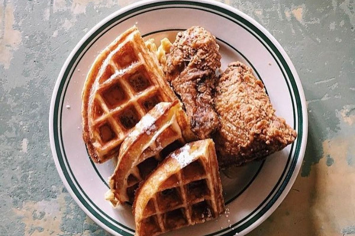 Chicken And Waffles Nyc
 NYC Rapper Nas Opens Fried Chicken and Waffles Joint on