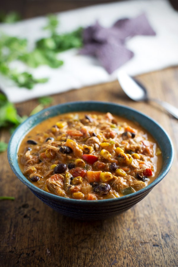 Chicken Chili Crock Pot
 Queso Crockpot Chicken Chili with Roasted Corn and