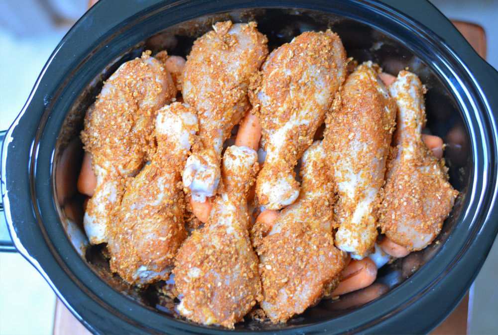 Chicken Legs In Crock Pot
 Smothered Chicken Easy & Delicioius Crock Pot Recipe