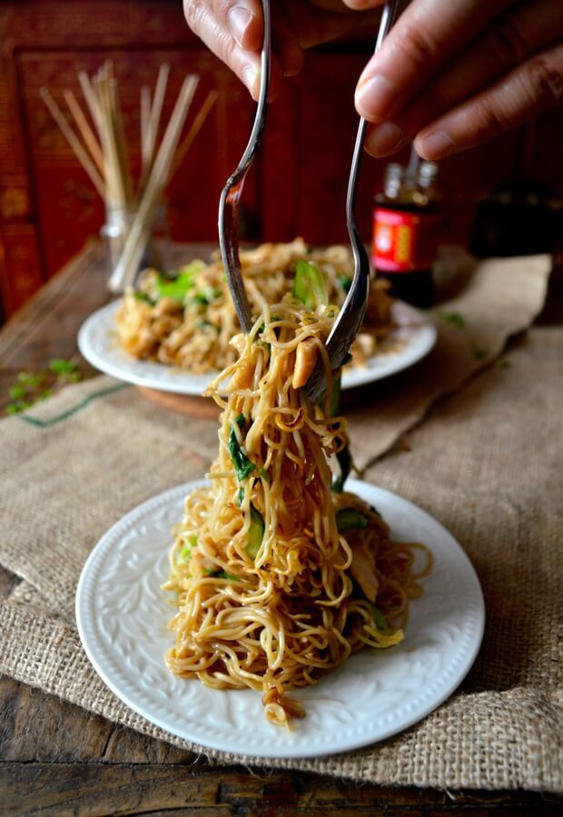 Chicken Pan Fried Noodles
 Chicken Pan Fried Noodles Gai See Chow Mein The Woks