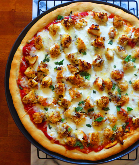 Chicken Parm Pizza
 Chicken Parmesan Pizza