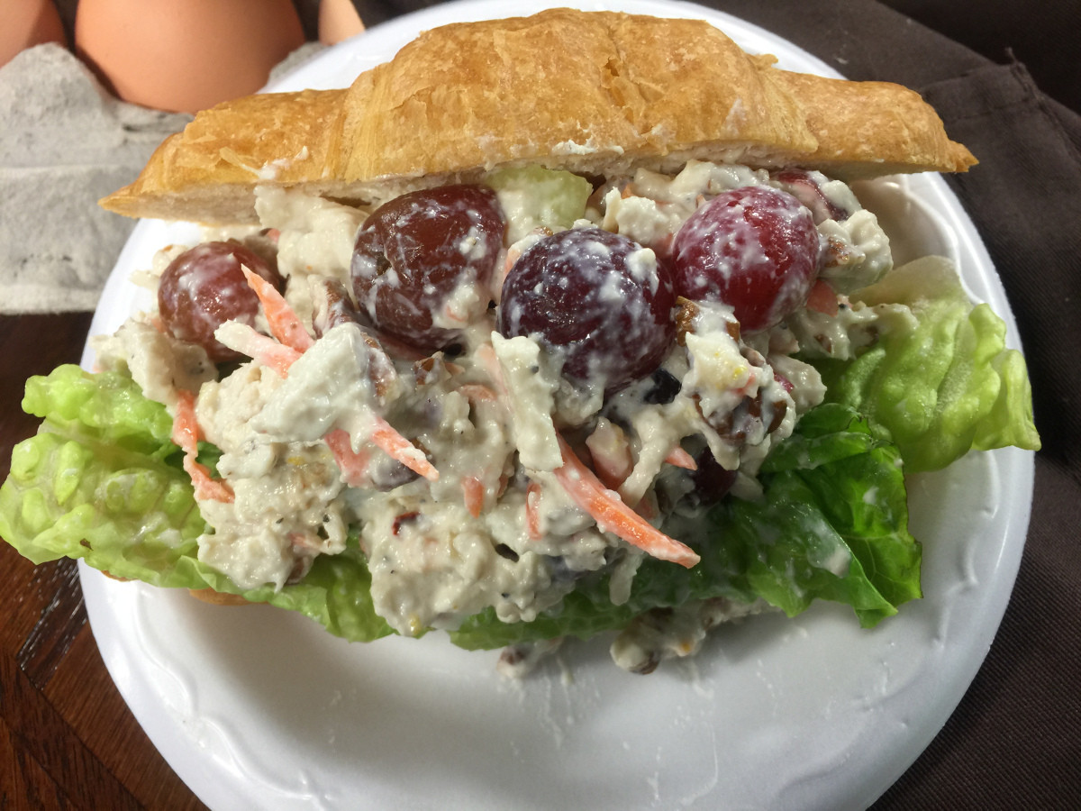 Chicken Salad Sandwich With Grapes
 Walnut Grape Chicken Salad Sandwiches