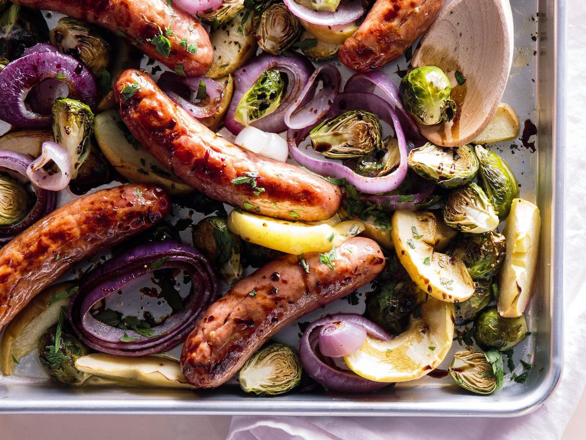 Chicken Sausage Recipes
 Chicken Sausage and Ve ables Sheet Pan Supper Recipe