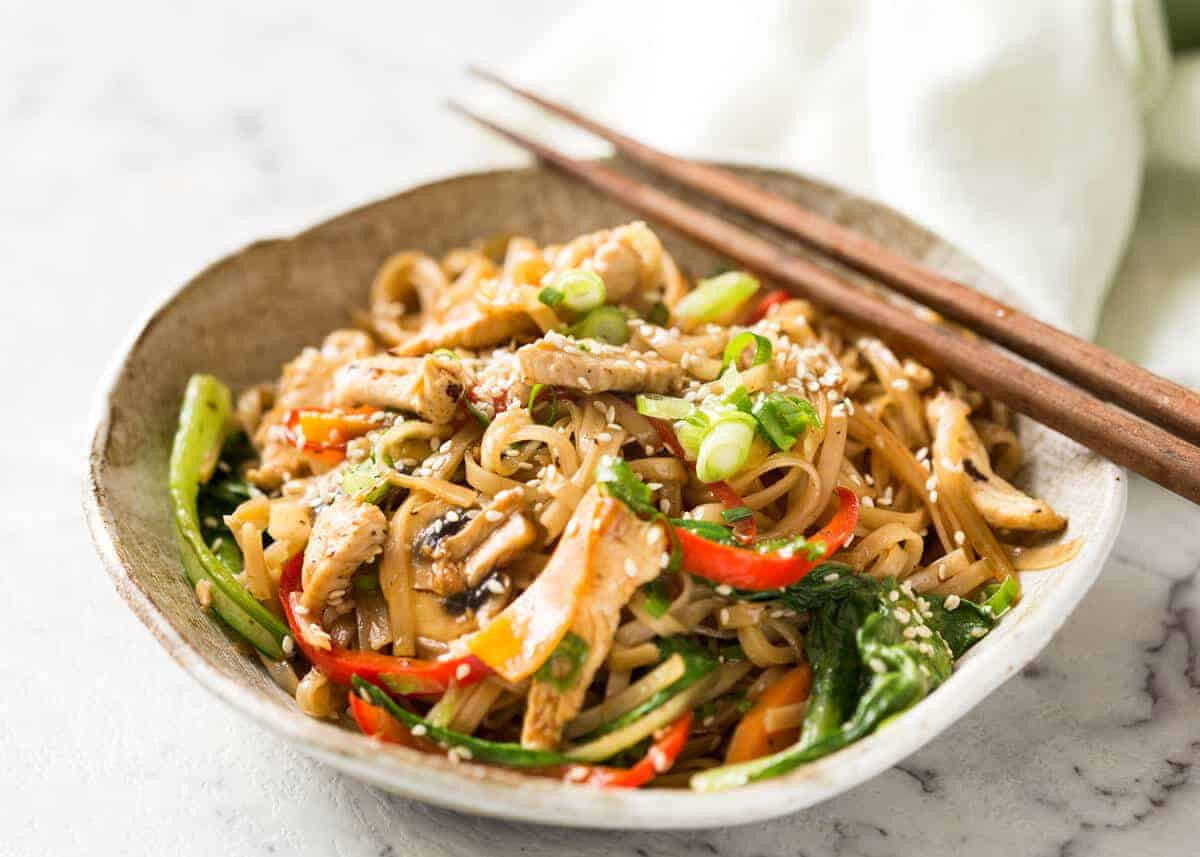 Chicken Stir Fry With Noodles
 Chicken Stir Fry with Rice Noodles