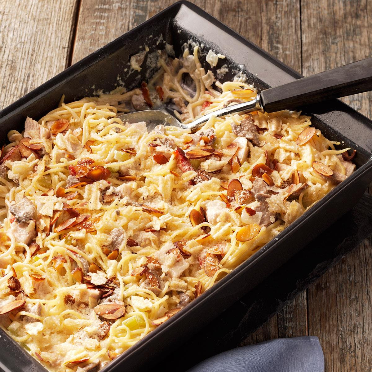 Chicken Tetrazzini Casserole
 Creamy Chicken Tetrazzini Casserole Recipe