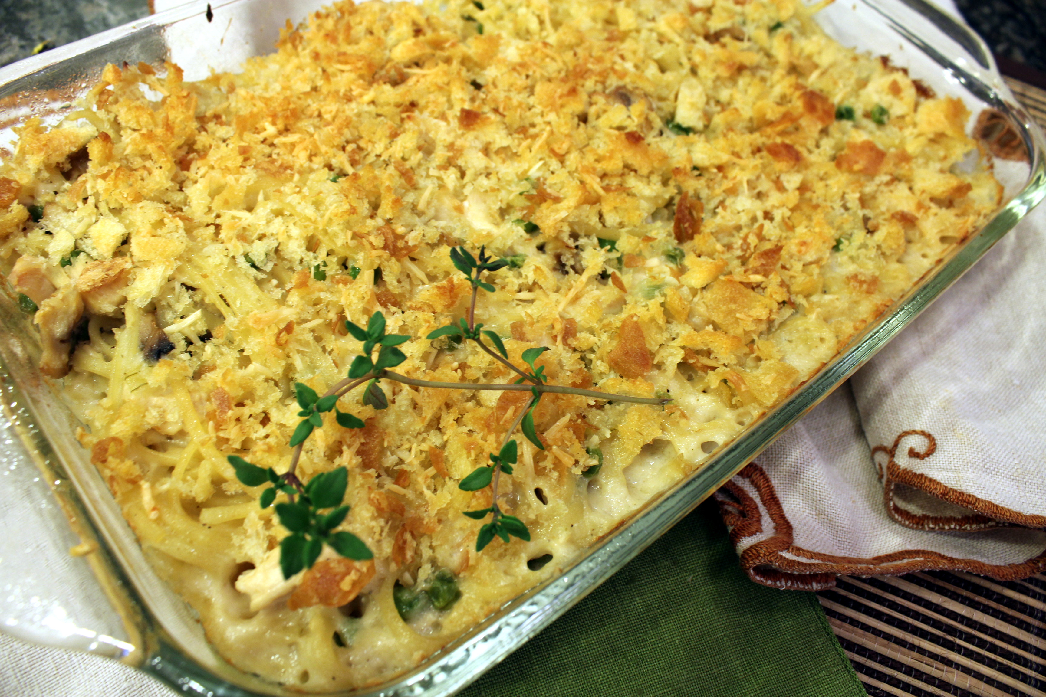 Chicken Tetrazzini Casserole
 Chicken Tetrazzini Casserole