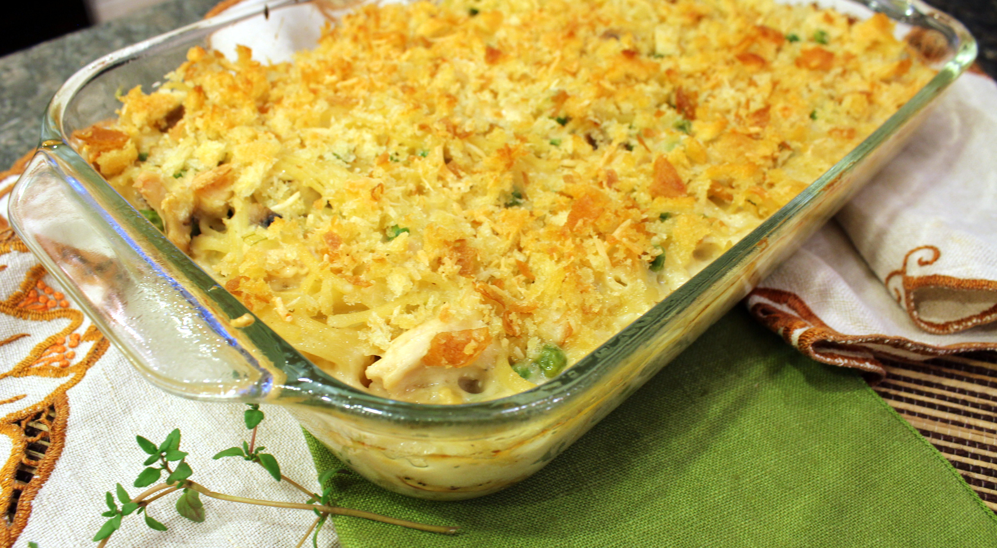 Chicken Tetrazzini Casserole
 cheesy chicken tetrazzini casserole