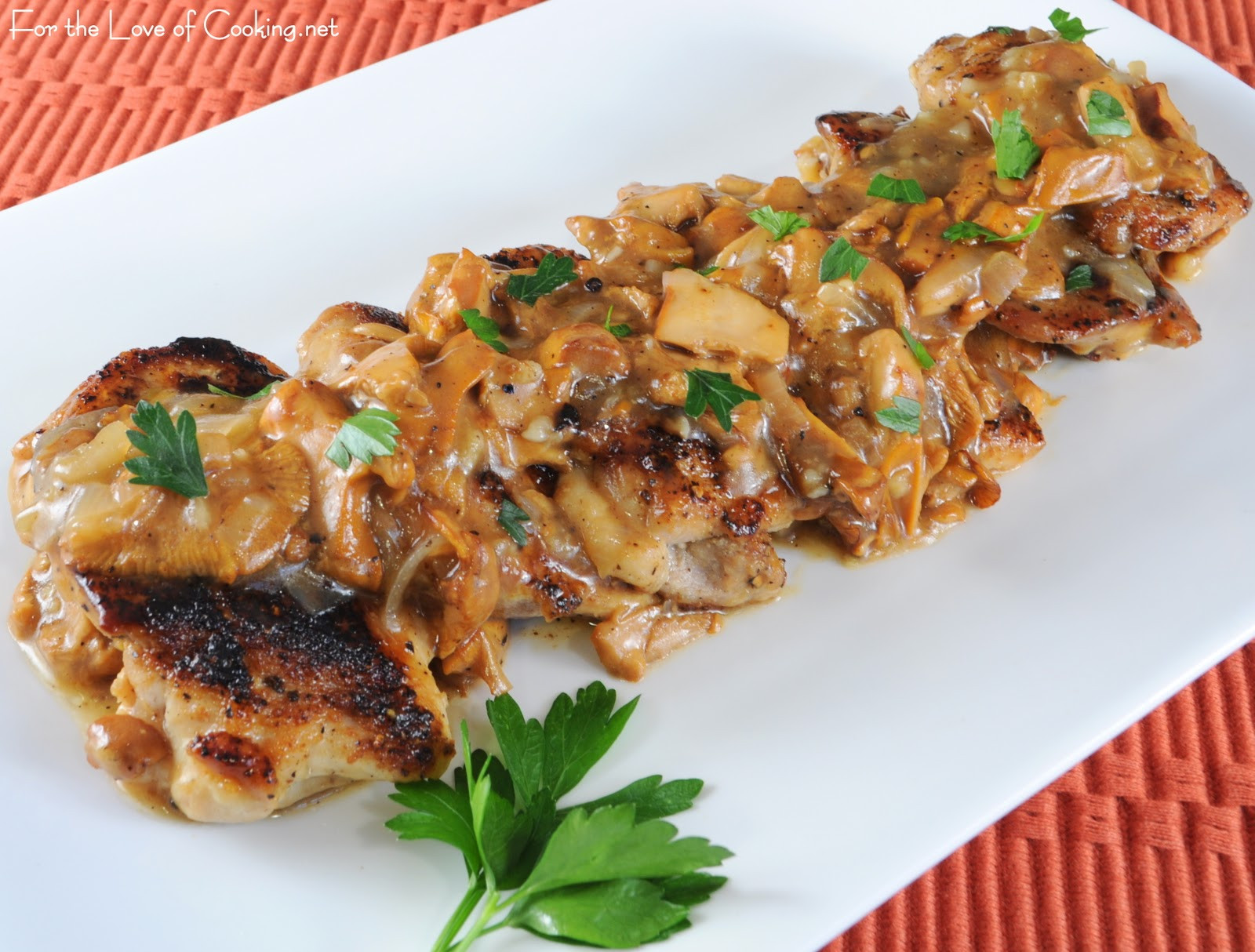 Chicken Thighs And Mushrooms
 Chicken Thighs with Chanterelle Mushroom Sauce