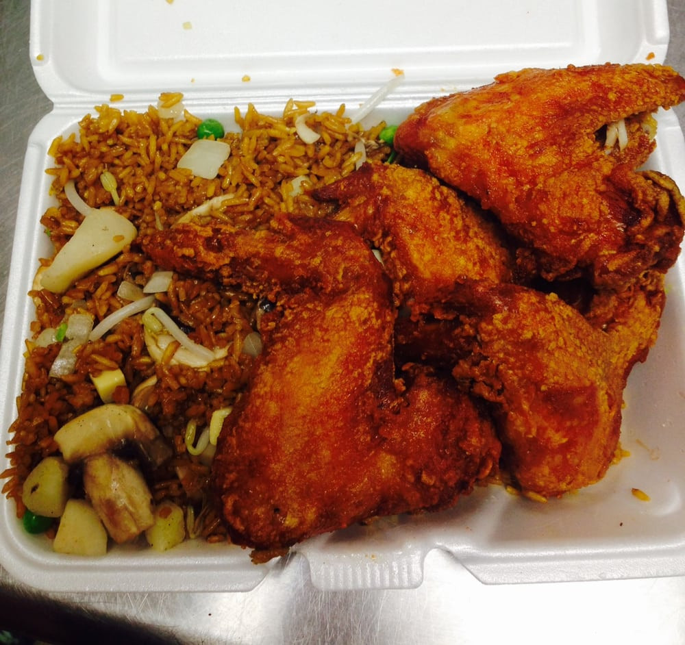 Chicken Wings Fried Rice
 Chicken Wings with Ve able Fried Rice pork chicken