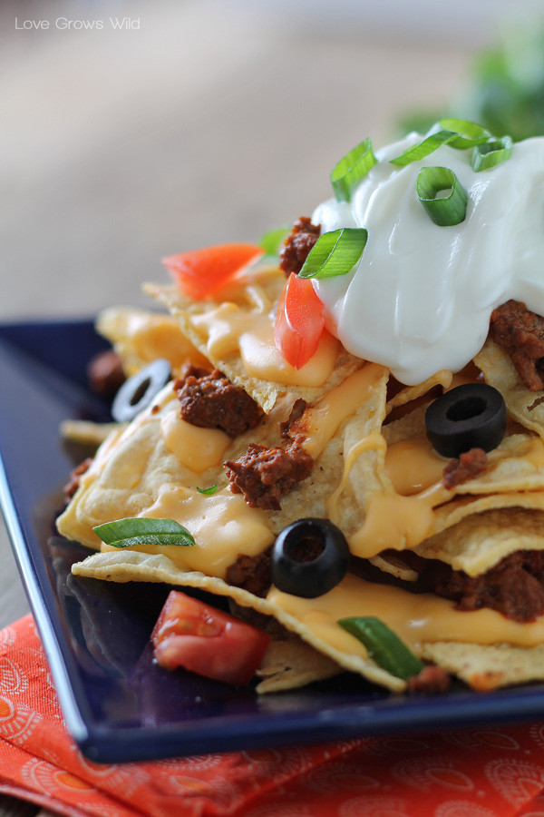 Chili Cheese Nachos
 Chili Cheese Nachos Love Grows Wild