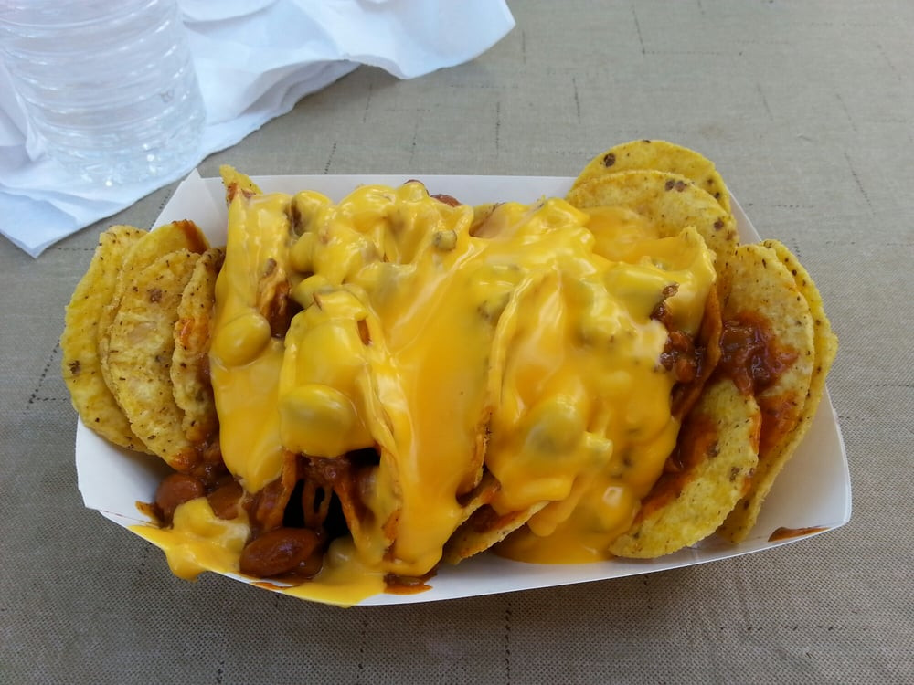 Chili Cheese Nachos
 Chili cheesE nachos Yelp