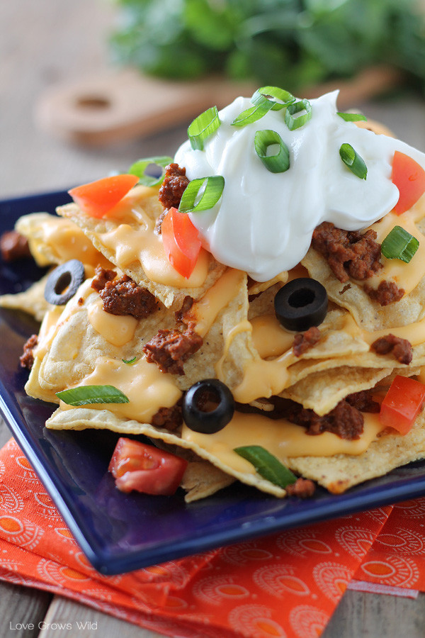 Chili Cheese Nachos
 Chili Cheese Nachos Love Grows Wild