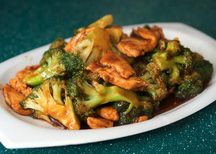 Chinese Chicken And Broccoli
 Chicken & Broccoli – bination Platters
