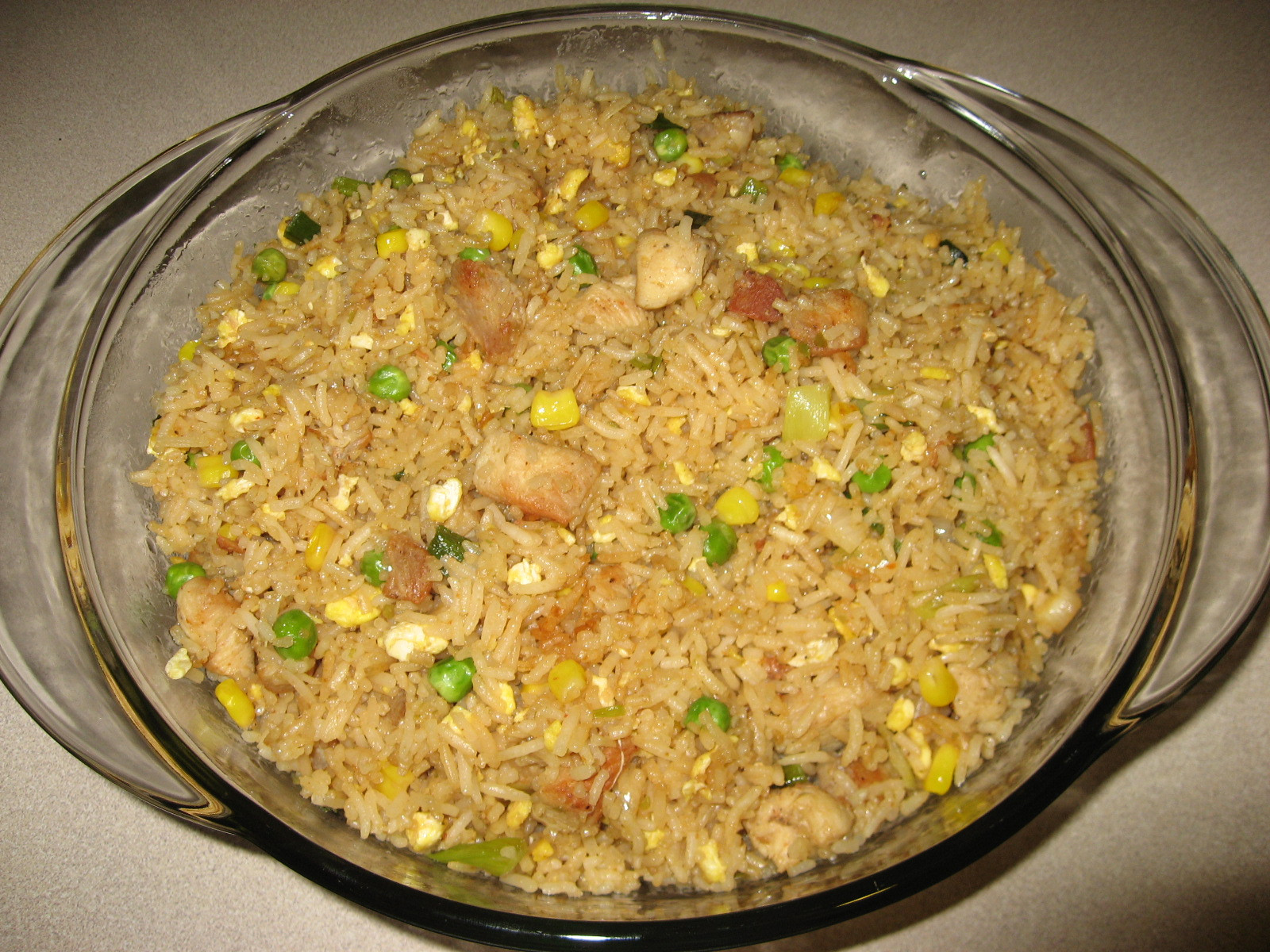 Chinese Chicken Fried Rice
 Chinese Rice kis kis ko khaney hain Virtual