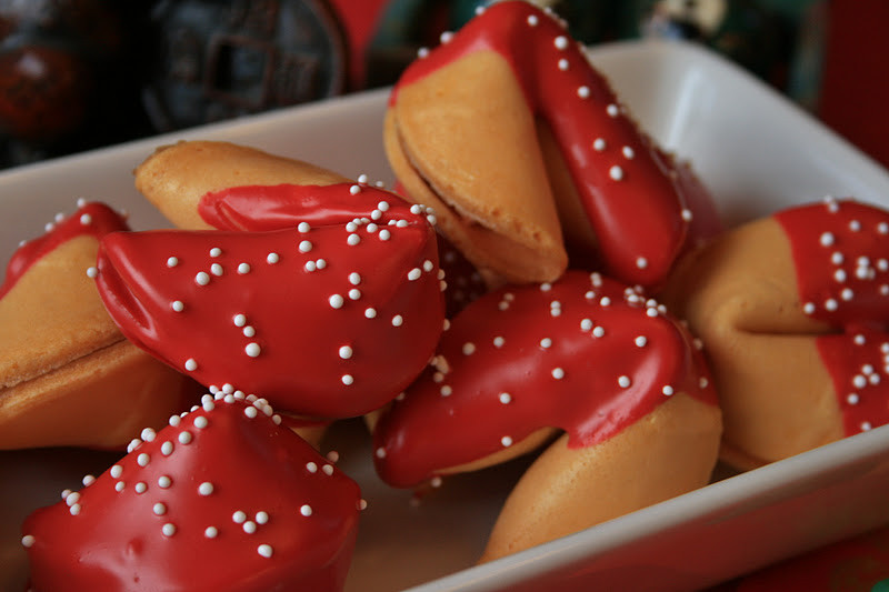 Chinese New Year Dessert
 Dipped Fortune Cookies for Chinese New Year
