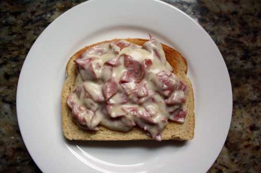 Chipped Beef Gravy
 Dinner Tonight Chipped Beef Gravy