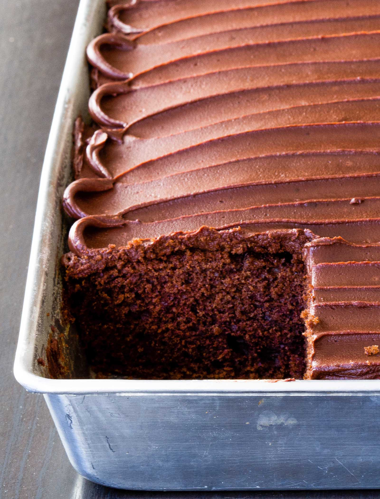 Chocolate Cake Frosting
 Chocolate Sour Cream Cake with Chocolate Frosting Recipe