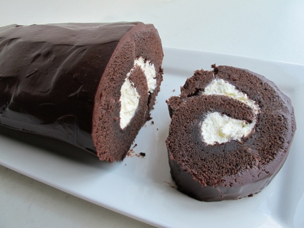 Chocolate Cake Roll Recipe
 Chocoholic Chocolate Roll a k a giant Yodel