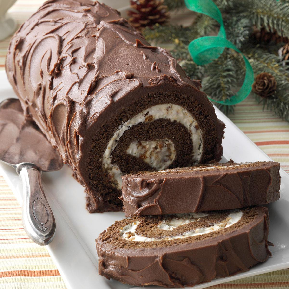 Chocolate Cake Roll Recipe
 Chocolate Cake Roll with Praline Filling Recipe