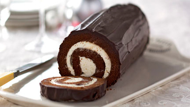 Chocolate Cake Roll Recipe
 100 Simple & Delicious dessert recipes Chocolate Cake Roll