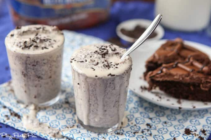 Chocolate Cake Shake
 Chocolate Cake Shake Recipe