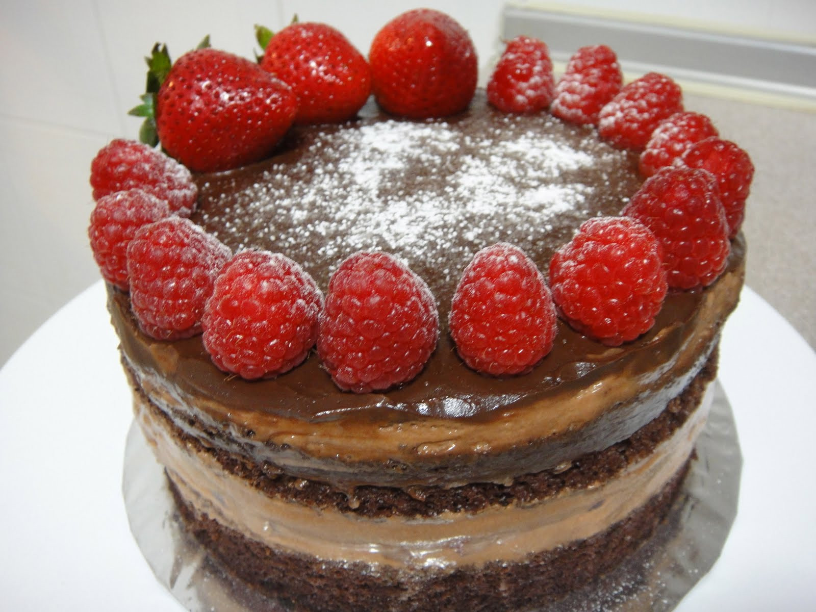 Chocolate Cake With Strawberries
 Chocolate Strawberry Cake