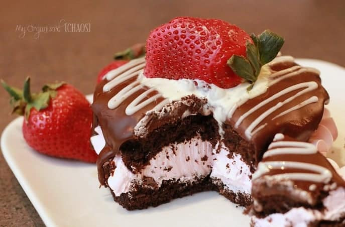 Chocolate Cake With Strawberry Filling
 Chocolate Cake with Strawberry Filling and Ganache Topping