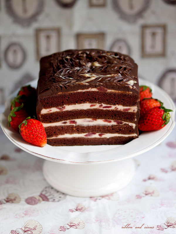 Chocolate Cake With Strawberry Filling
 Ribbon And Circus Eggless Chocolate Cake with Strawberry