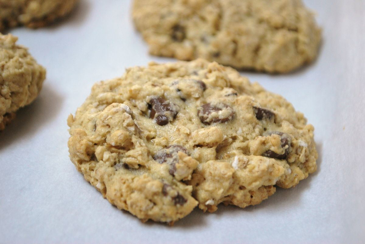 Chocolate Chip Oatmeal Cookies
 Oatmeal Chocolate Chip Cookies SavoryReviews