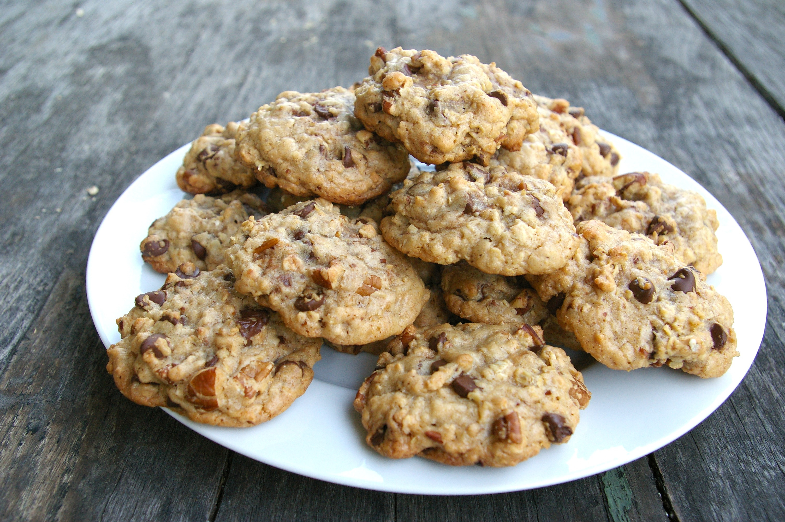 Chocolate Chip Pecan Cookies
 Oatmeal Chocolate Chip Pecan Cookies