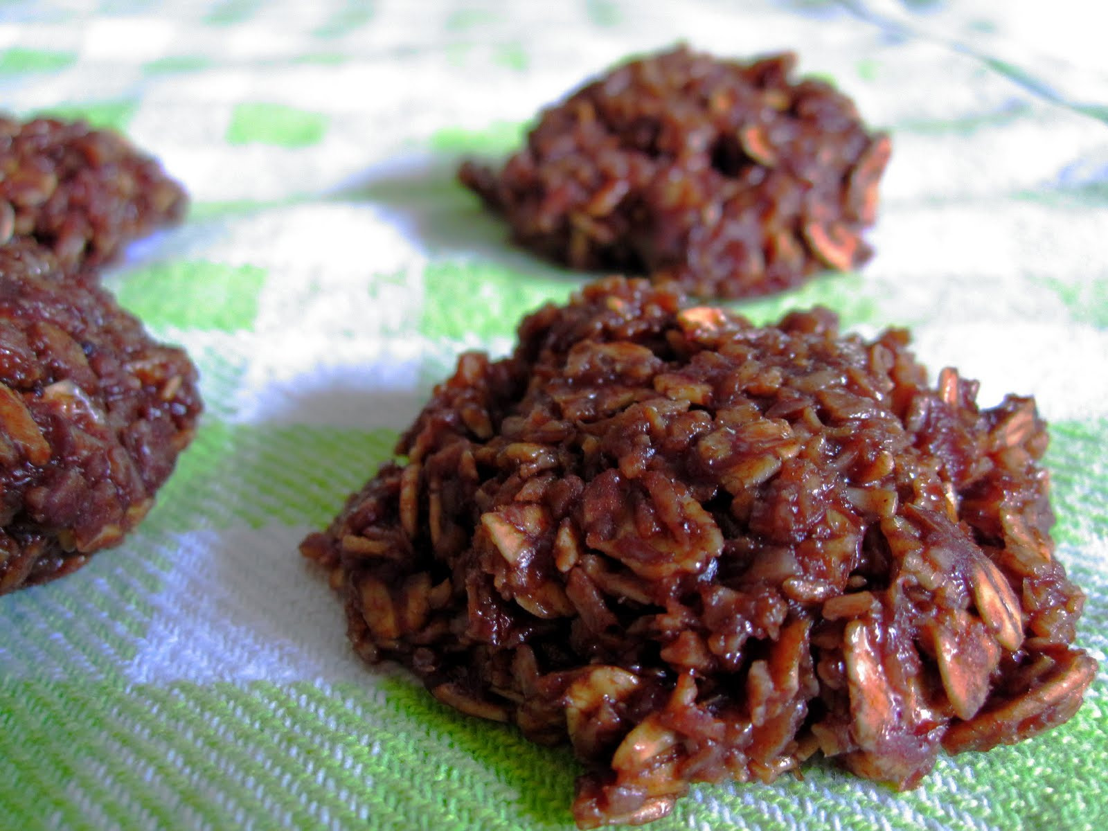 Chocolate Coconut Macaroons
 Chocolate Coconut Macaroons No Bake