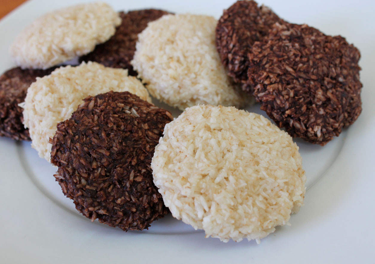 Chocolate Coconut Macaroons
 Chocolate Coconut Macaroons No Bake