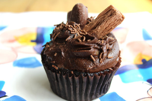 Chocolate Cupcakes From Scratch
 How To Make Easy Triple Chocolate Cupcakes Recipe From