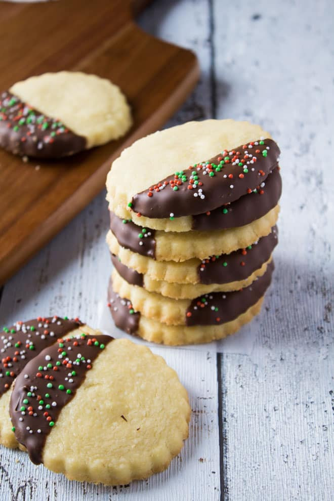 Chocolate Dip Shortbread Cookies
 Chocolate Dipped Shortbread Cookies