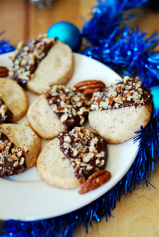 Chocolate Dip Shortbread Cookies
 Chocolate dipped pecan shortbread cookies