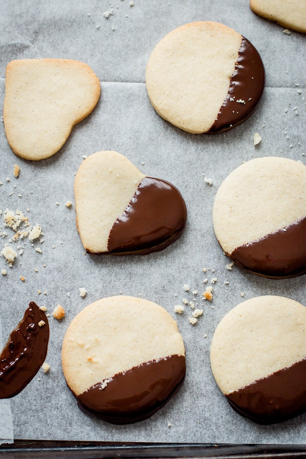 Chocolate Dip Shortbread Cookies
 Chocolate Dipped Shortbread Cookies Pretty Simple Sweet