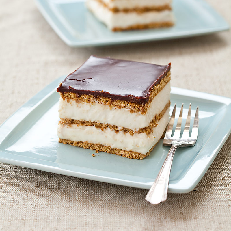 Chocolate Eclair Dessert Recipe
 Chocolate Eclair Cake