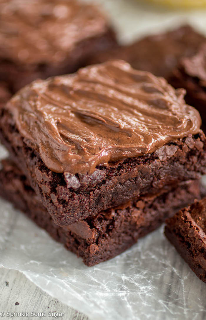 Chocolate Frosting For Brownies
 Chewy Brownies with Chocolate Fudge Frosting Sprinkle