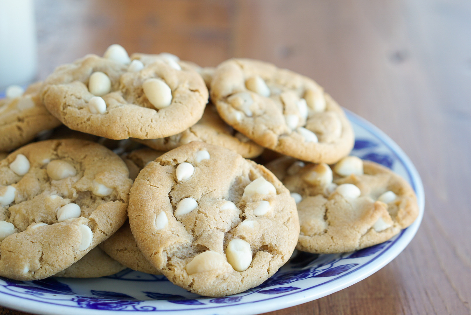 Chocolate Macadamia Nut Cookies
 White Chocolate Macadamia Nut Cookies Who Needs Salad