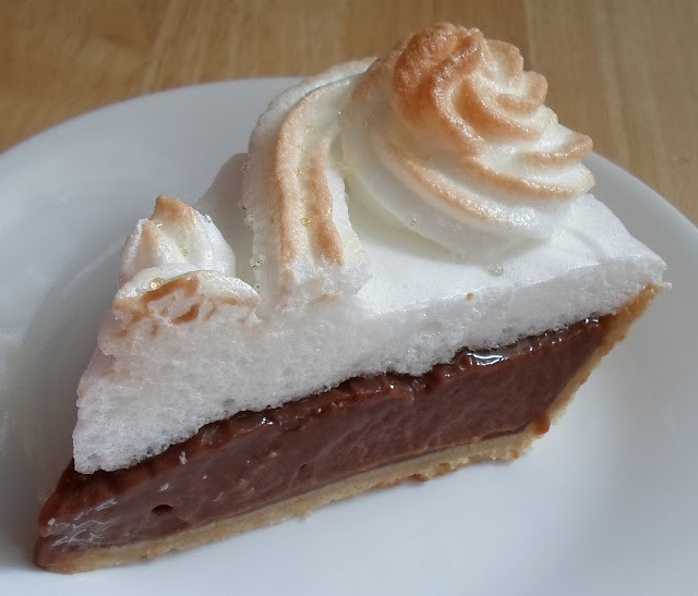 Chocolate Merengue Pie Recipe
 Happier Than A Pig In Mud Chocolate Cream Meringue Pie